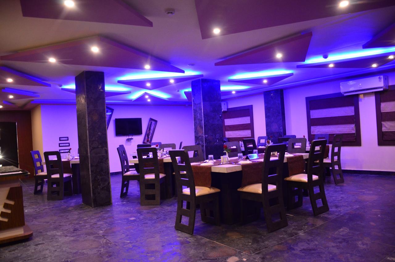 Dolphin Chocolate Inn Chandannagar Eksteriør bilde